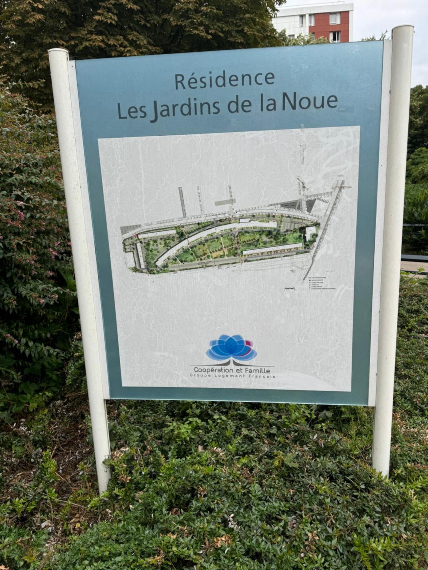 Jardins De La Noue Apartment วิลนูเว-ลา-กาเรนน์ ภายนอก รูปภาพ